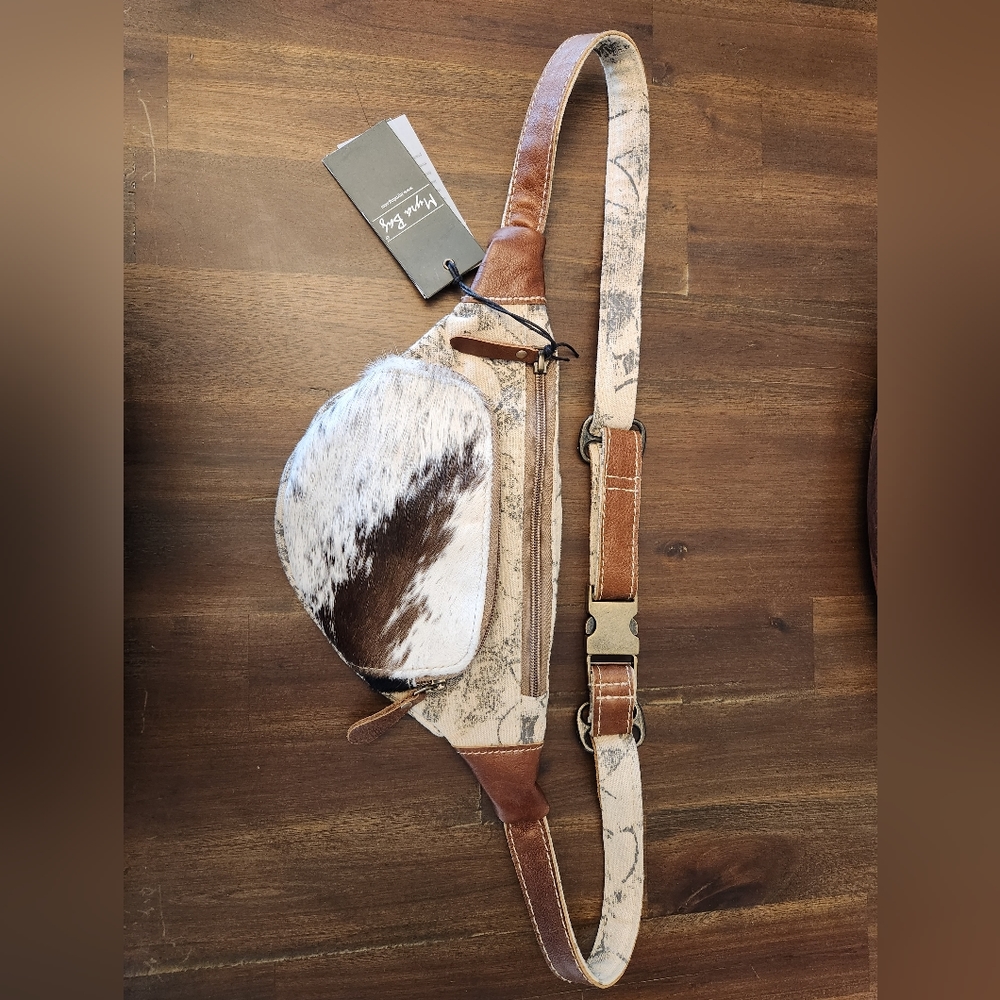 Myra Fanny Pack